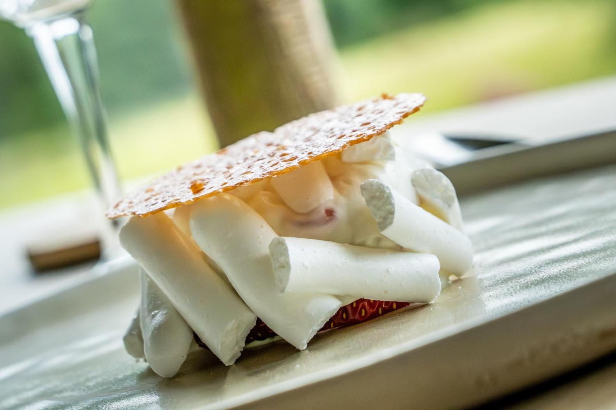 Logis Hotel Etchemaite Larrau Kültér fotó