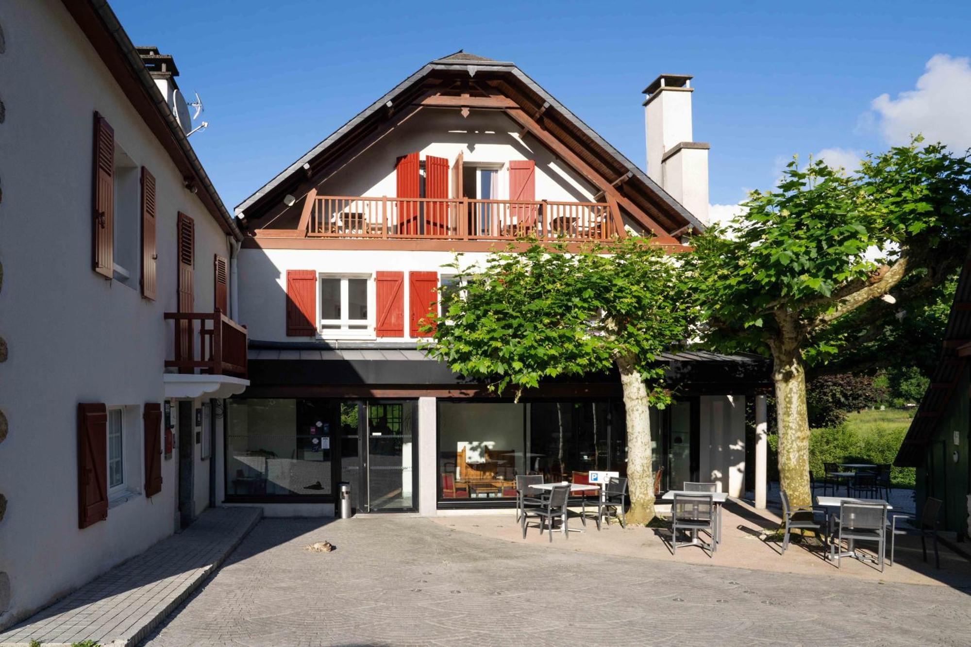 Logis Hotel Etchemaite Larrau Kültér fotó