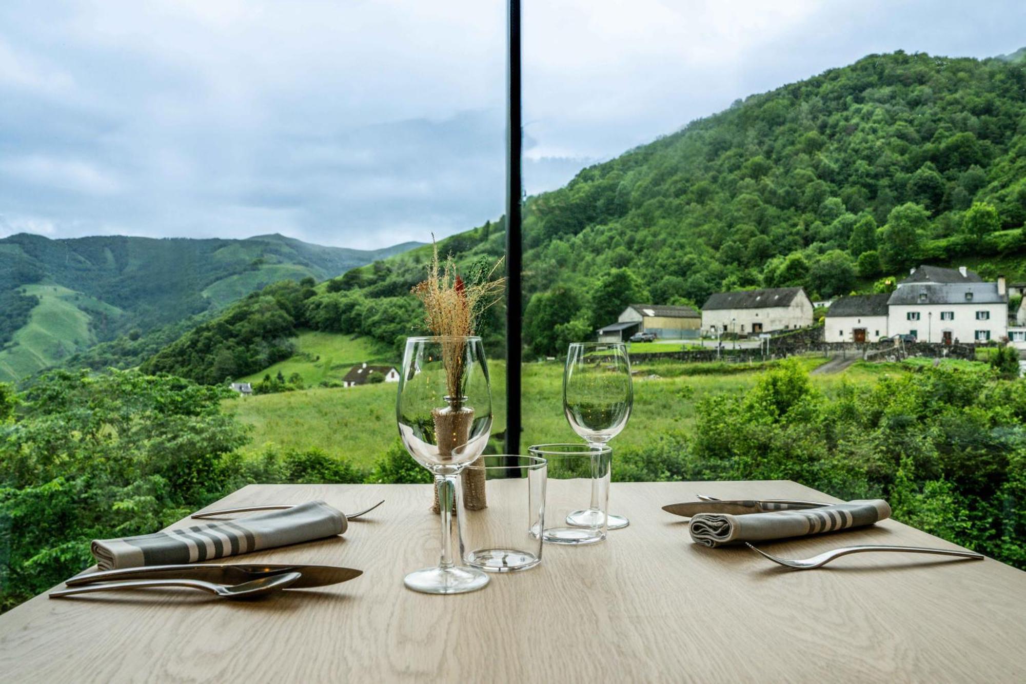 Logis Hotel Etchemaite Larrau Kültér fotó