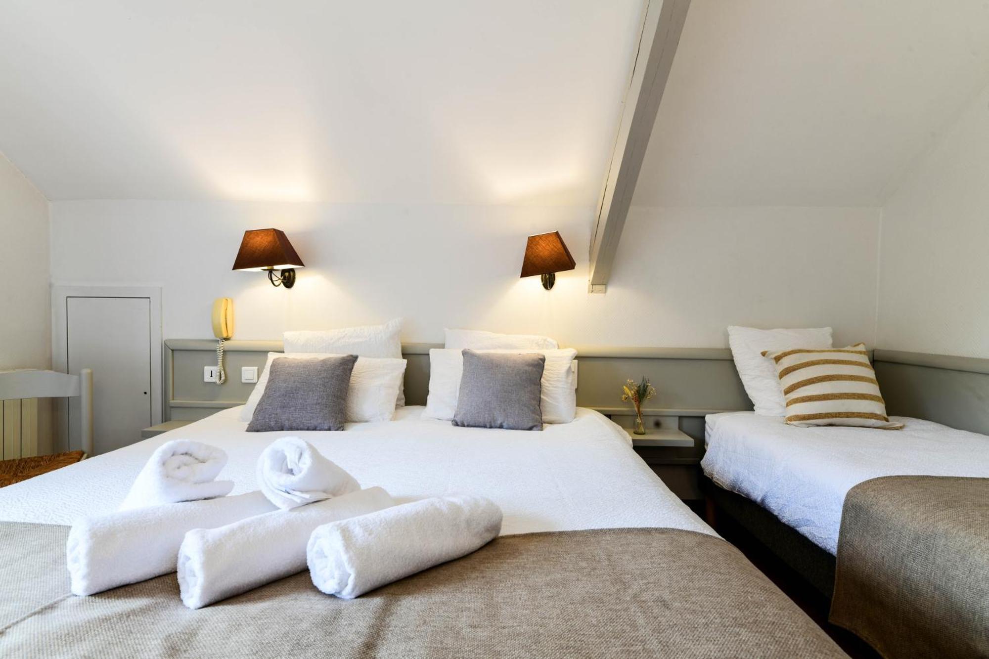 Logis Hotel Etchemaite Larrau Kültér fotó